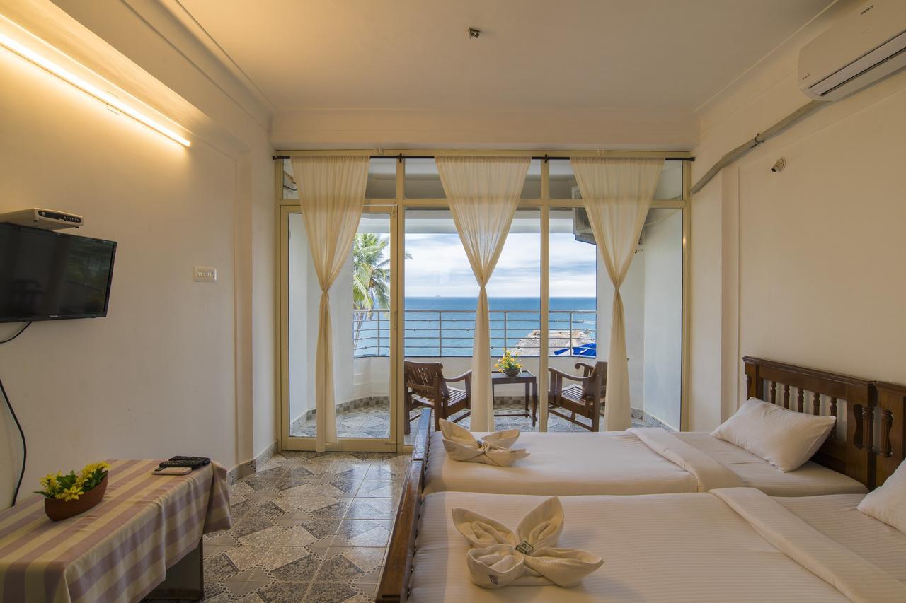 Surya Beach Resort Kovalam Buitenkant foto
