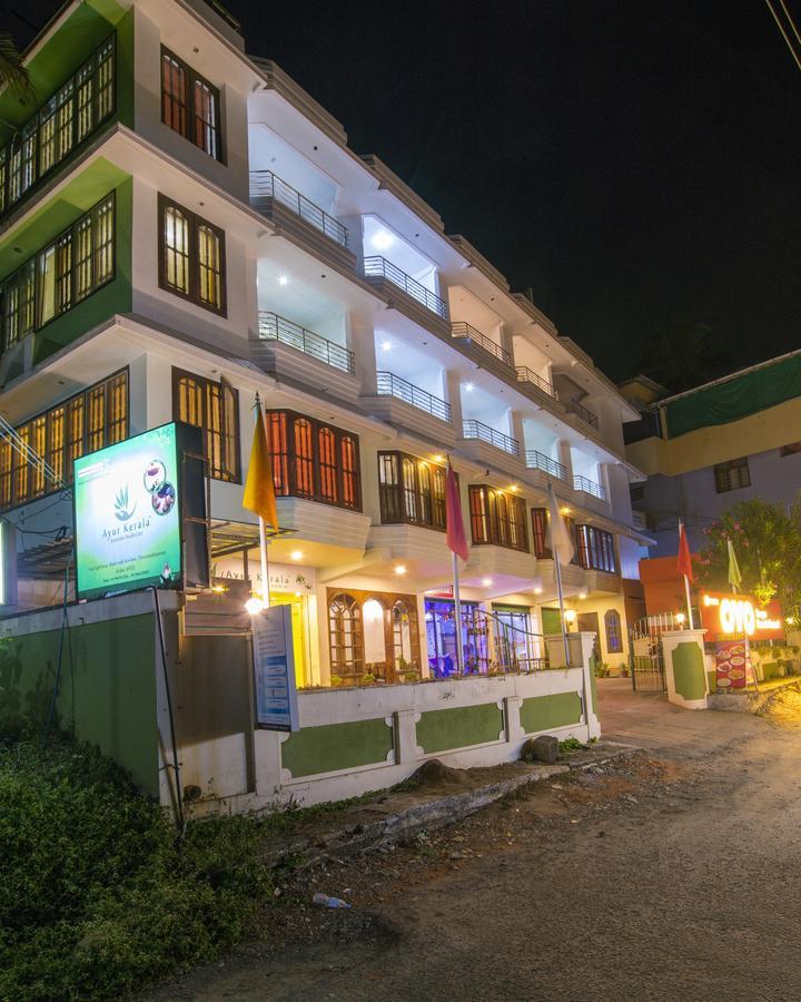 Surya Beach Resort Kovalam Buitenkant foto